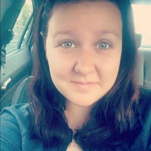 Meet your Posher, Abigail